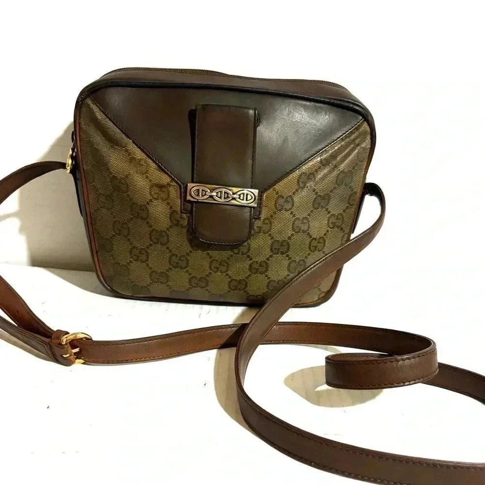 Gucci vintage GG logo distressed signature print canvas crossbody handbag